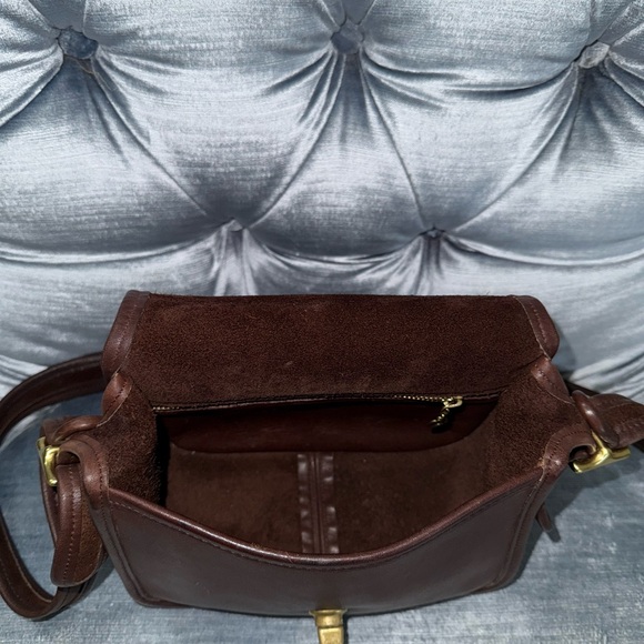 Vintage Coach Legacy Small Flap Field Bag 9965 in Mahogany with HangTag - Picture 13 of 14